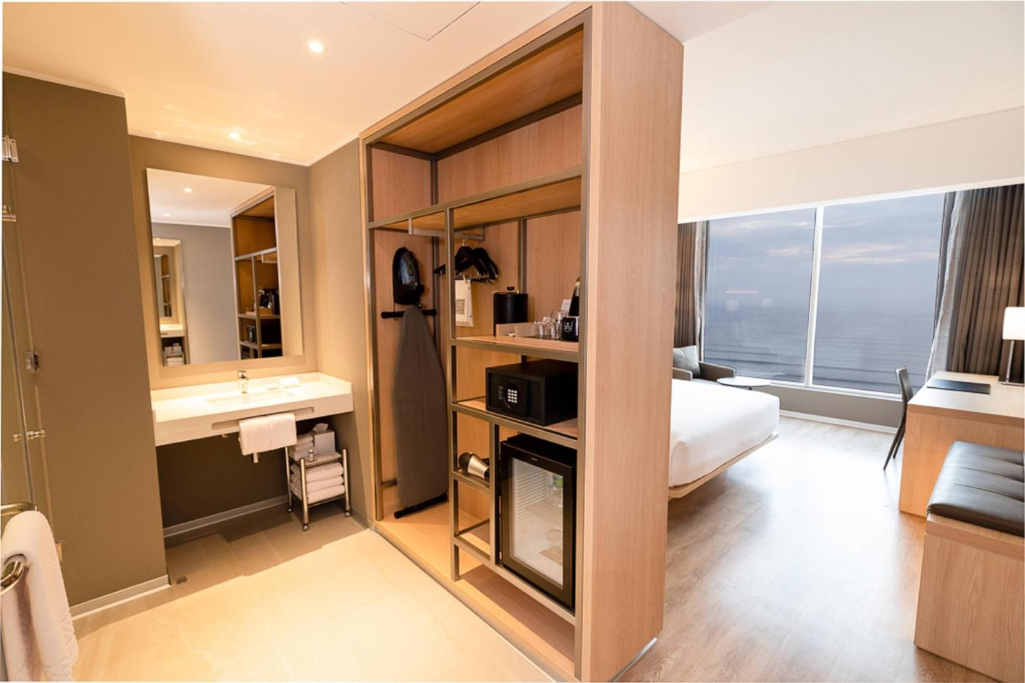 Ac Hotel By Marriott Lima Miraflores Bagian luar foto